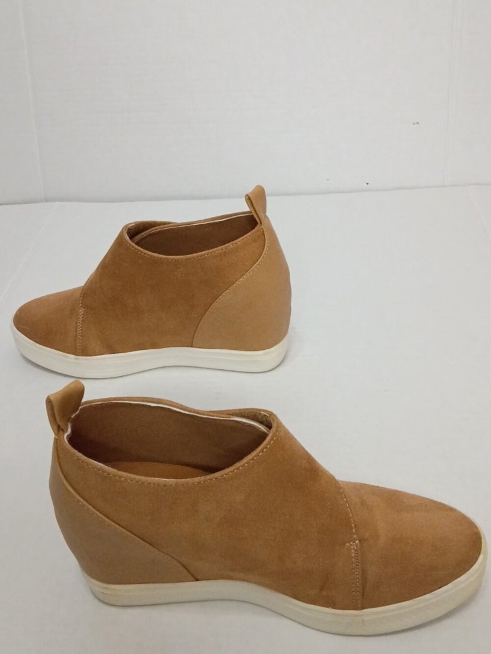CCOCCI Penelope Tan Wedge Sneaker Booties Size Women's 6 - Picture 3 of 11